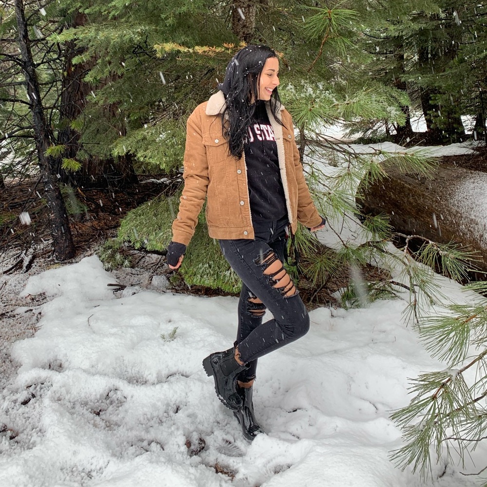 Brandy Melville Coat